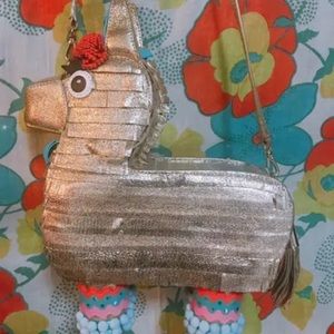 ISO this Kate spade piñata purse. Please message if you own!